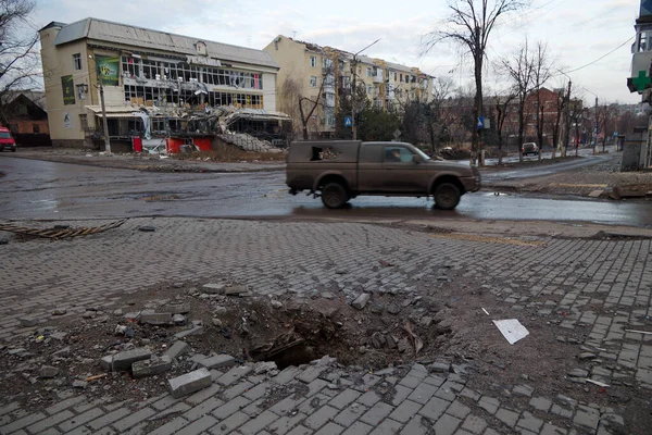 stock image Bakhmut, UKRAINE JAN 19 2023 Damaged and destroyed by russian shelling and rocket attacks buildings on Bakhmut streets during russian invasion to Ukraine