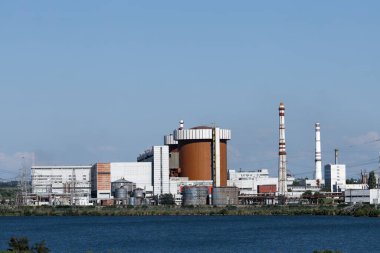 YUZHNOUKRAINSK, UKRAINE, - 7 AĞUSTOS 2023 Güney Ukrayna Nükleer Santrali Panoramik Görünümü