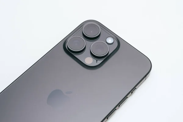Καουνασ Λιθουανια Νοεμβριου 2023 Κλείσιμο Προβολής Του Νέου Apple Iphone Φωτογραφία Αρχείου