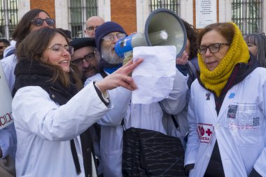 Primary care doctors and nurses organised by APISCAM, Asociacin de Profesionales de Informtica de Sanidad de la Comunidad de Madrid, continue their protest in support of a public health care service in the Region of Madrid. 