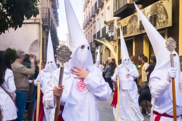 스페인 마드리드 선데이 행렬에 라디아데나자 레노스데 스트로 파드레 예수델 아모르의 — 스톡 사진