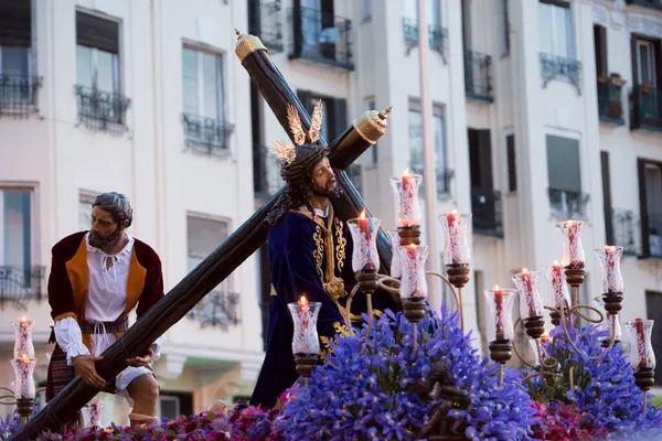 Вид Статую Христа Трех Водопадов Зданиями Задний План Мадриде — стоковое фото