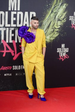 Fran Puerta: İspanyol ünlüler İspanya 'nın Madrid kentinde yer alan Kinepolis Ciudad de la Imagen' da gösterime giren Mi Soledad Tiene Alas (Yalnızlığımın Kanatları Var) adlı filmin fotoğraf çekimine katıldılar..