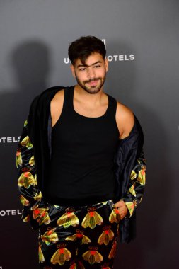 İspanyol ünlüler UMusic Hotel Madrid 'in açılışına katıldılar. UMusic Hotel Madrid Universal Music Group ve Dakia Entertainment Enteritality Group 'a aittir..