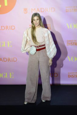 Ana Fernnndez, İspanya 'nın 41. Madrid bölgesindeki Salamanca moda bölgesinde Vogue Moda Gecesi 2023' e katıldı. Madrid İspanya 21 Eylül 2023.