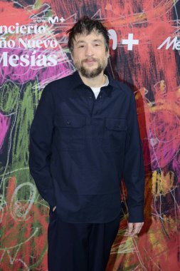 Lola Dueas, Madrid 'deki Teatro Caldern' deki yeni yıl konserinden önce Movistar Plus + Mini Serisi, La Mesas, The Mesah, The Mesah sırasında poz vermeyi resmetmişti..