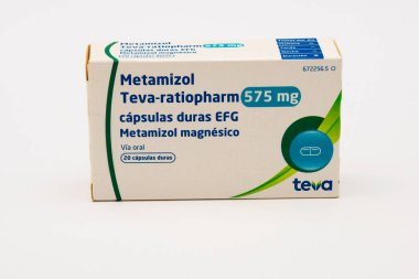 Avrupa İlaç Ajansı (EMA), İspanya ve diğer AB ülkelerinde mevcut olan bağışıklık sistemini ciddi şekilde etkileyebilecek agranulocytosis kaygıları nedeniyle ağrı kesici olan Metamizol 'u gözden geçiriyor..