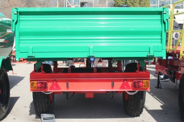 küçük ve orta büyüklükteki traktörler için karavan