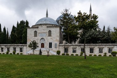 İSTANBUL, TURKEY - 23 Mart 2023: Süleyman Camii - Türk Sultanı Süleyman ve eşi Hurrem 'in Mezarı (Roksolana))
