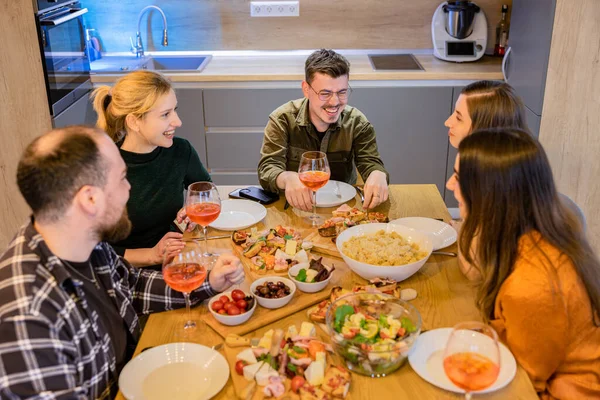 Tradition Have Dinner Friends Home — Stock Photo, Image