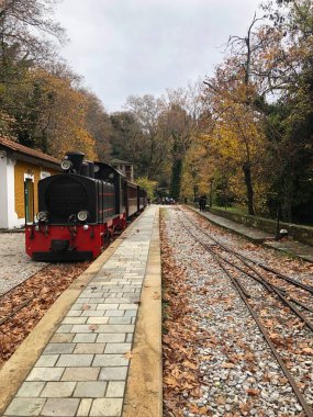 The old train called Karvounis