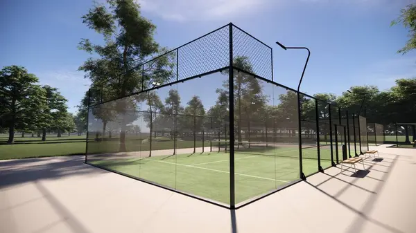 Yeşil bir Padel raket tenis kortunun köşesinde. 