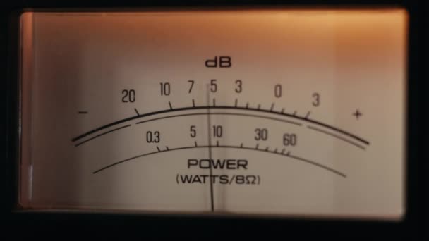 Analog Indicator Sound Signal Level Vintage Amplifier Needle Moves Sync — Stock Video