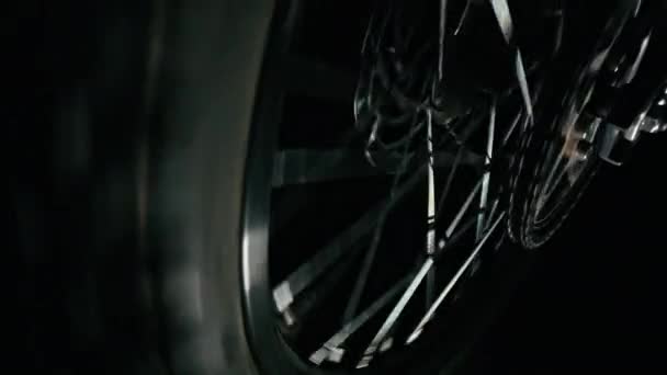Electric Dirt Bike Wheel Stops Spinning Close Brake Disc Chain — Vídeos de Stock