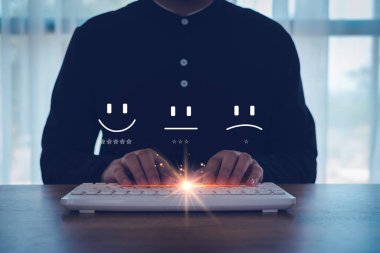 Müşteri memnuniyet değerlendirmesi anket konsepti. Kullanıcı hizmete mükemmel deneyim derecesi verir, müşteri iş itibarının kalitesini değerlendirir. 