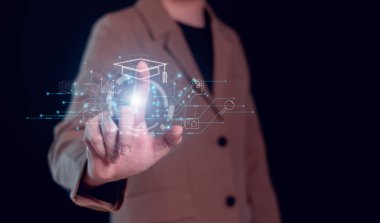 Eðitim Mesafesi E-öğrenme Çevrimiçi Öğrenme Kişisel Geliþimi konsepti. İnternet dersleri. Eğitim İnternet Teknolojisi.