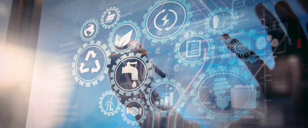 Устойчивое развитие с иконами возобновляемых источников энергии и сохранения природных ресурсов с охраной окружающей среды внутри подключенных передач.
