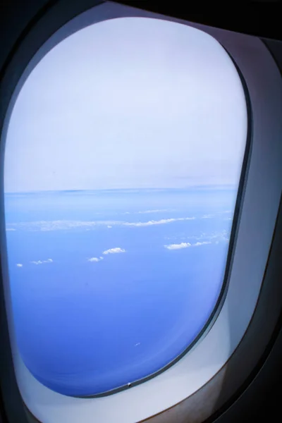위에서 비행기 밖입니다 점없는 비행기를 여행하면서 — 스톡 사진