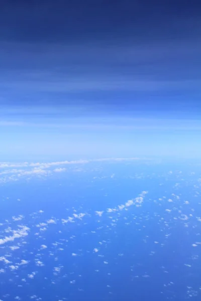 Хмарний Пейзажний Фон Вид Зверху Вікна Літака Різні Відтінки Синього — стокове фото