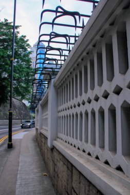 Hong Kong 'da sokak manzarası. Şehir manzarası ve seyahat sahnesi.