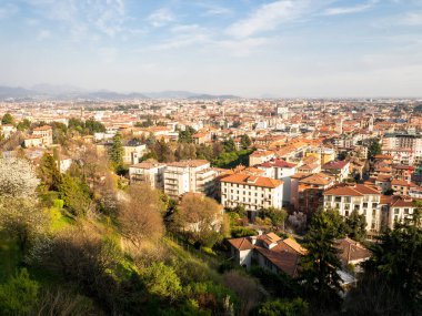 Bergamo, İtalya. Eski şehir merkezinin manzarası.