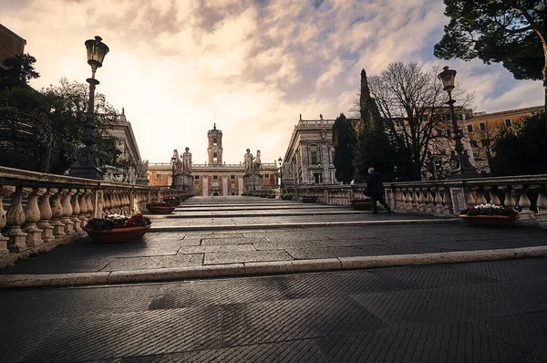 Die Treppe Zum Hauptstadtplatz Rom Der Morgendämmerung Mit Niemandem — Stockfoto