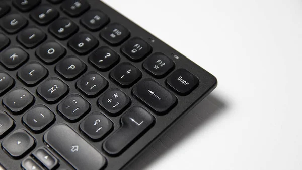 Black Keyboard White Background Close Selective Focus Top View Space — Stock Photo, Image