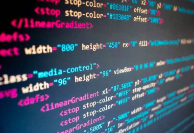 Web geliştirici kodu. Ekranda yazılım programlama kavramı.