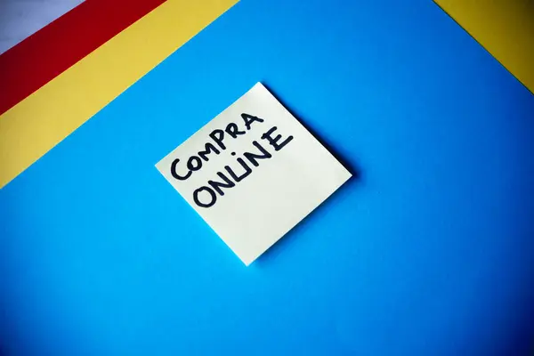 Zarları internete yükleyip yollayın. 