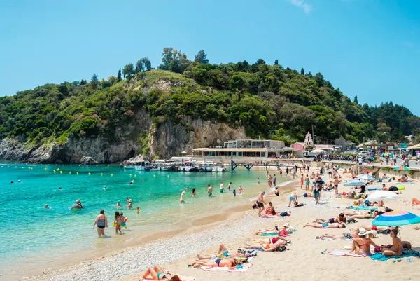 Paleokastritsa, Korfu Adası, Yunanistan 3 Haziran 2023: Paleokastritsa, Korfu Adası, Yunanistan