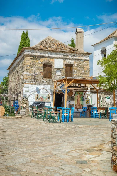 Kastro köyü Thassos adası Yunanistan 15 Ağustos 2023: Thassos adasındaki geleneksel köy Kastro