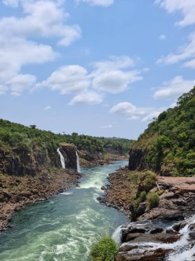 TROPİK UÇAĞI YAŞAĞI İÇİN SÜRÜNDÜRÜĞÜ SÜRENDİ.