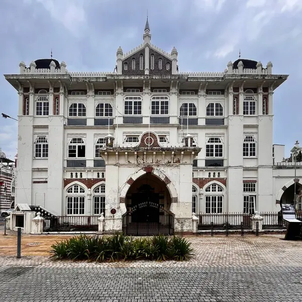 Kuala Lumpur, Malezya - 25 Eylül 2024: Eski Tüzük Banka Binası Kuala Lumpur Malezya