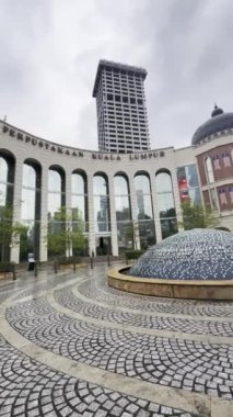 Kuala Lumpur, Malezya - 25 Eylül. 2024: Perpustakaan Kuala Lumpur (Kuala Lumpur Kütüphanesi))