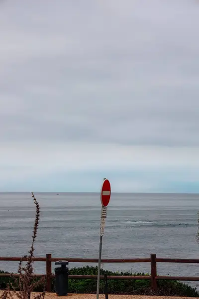 Portekiz 'deki Atlantik kıyısından okyanus manzarası