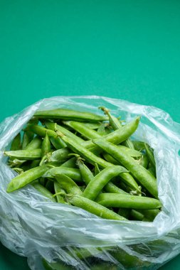 Paketlemedeki benekler. Metnin için yer var..