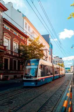 Bydgoszcz sokaklarında modern tramvay