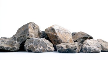 Kayalar yıpranmış taşlar beyaz arkaplanda tek başlarına duruyorlar..