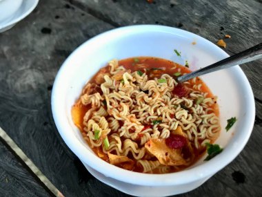 Close up of the noodles on white bowl 