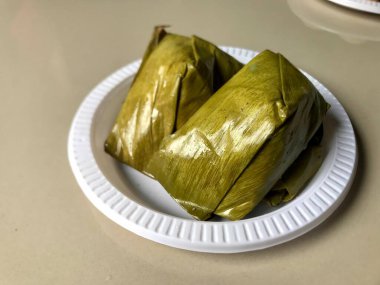 Yapışkan pirinçli Thai tatlı baklavası.
