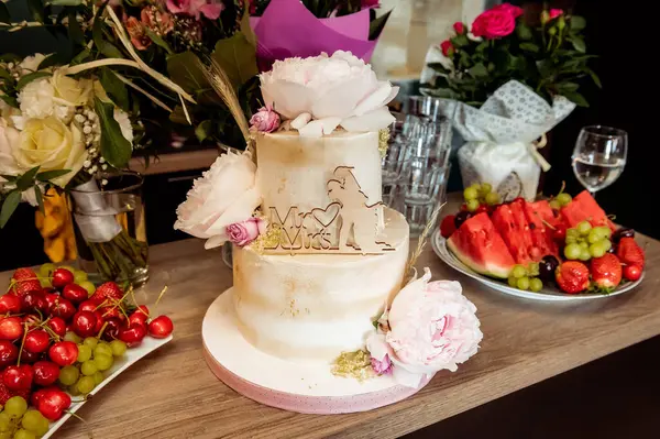 Düğün pastası ve tatlılar