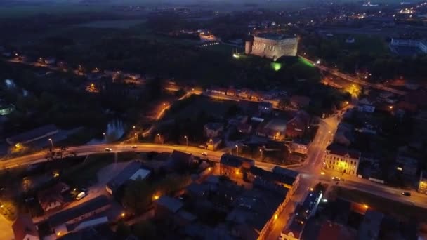 Cidade Medieval Golub Dobrzyn Polônia Noite Rua Moradias Igreja Castelo — Vídeo de Stock