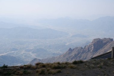 Medine - Kasım 2024: 27 Kasım 'da Suudi Arabistan' ın Medine kentindeki Taif şehri manzarası