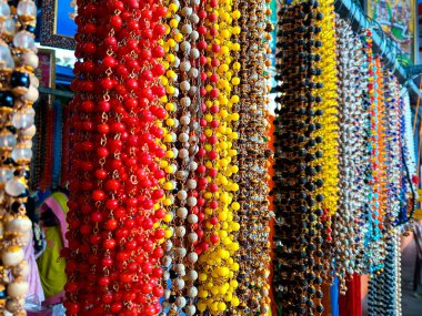 Renkli adanmışlık boncuklu Mala Görünümü. 