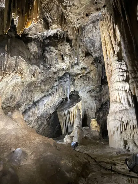 the beautiful waterfall in the cave of the caves in Belgium 
