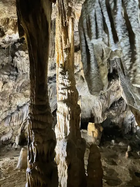 the beautiful waterfall in the cave of the caves in Belgium 