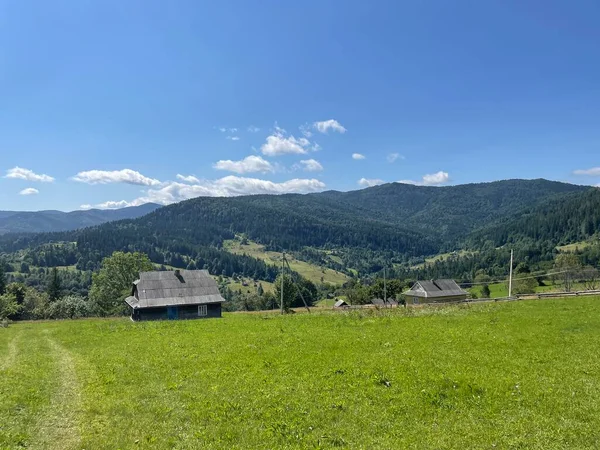 Kırsal kesimde güzel bir manzara, Ukrayna