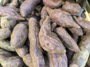 tatlı mor tatlı patatesler