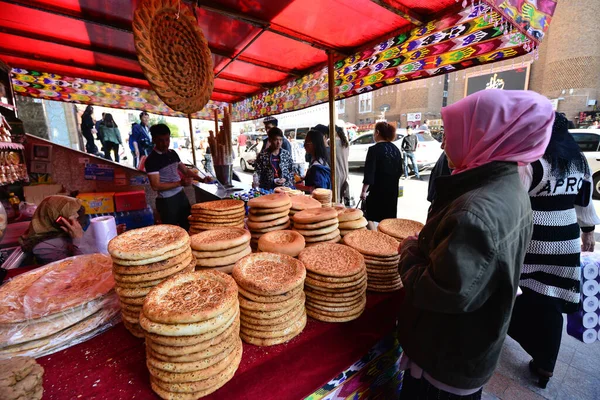 Diverse Naan Grote Bazaar Urumqi Xinjiang — Stockfoto