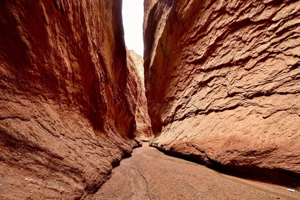 stock image The Tianshan Grand Canyon is a popular tourist destination known for its stunning natural scenery